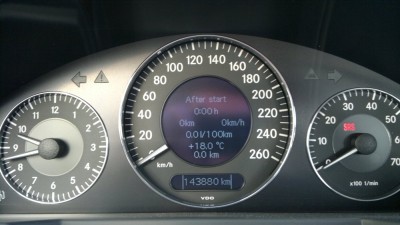 270920121085.jpg