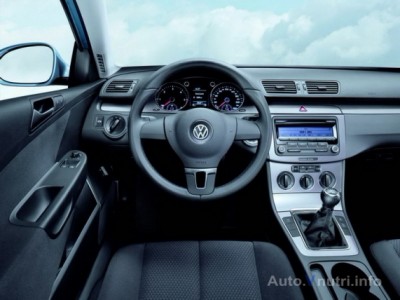 VW Passat B6.jpg