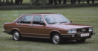 Audi-100_1979_800x600_wallpaper_01.jpg